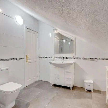 Royal Garden - 2 Bedroom * 美洲海滩